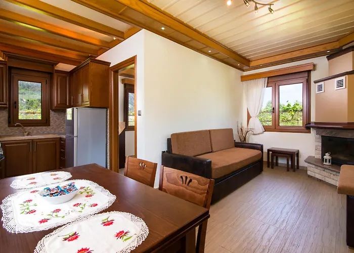 Semiramis Nyaraló Hriszí Amudiá